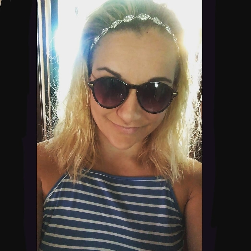 Meet your Posher, Kayla